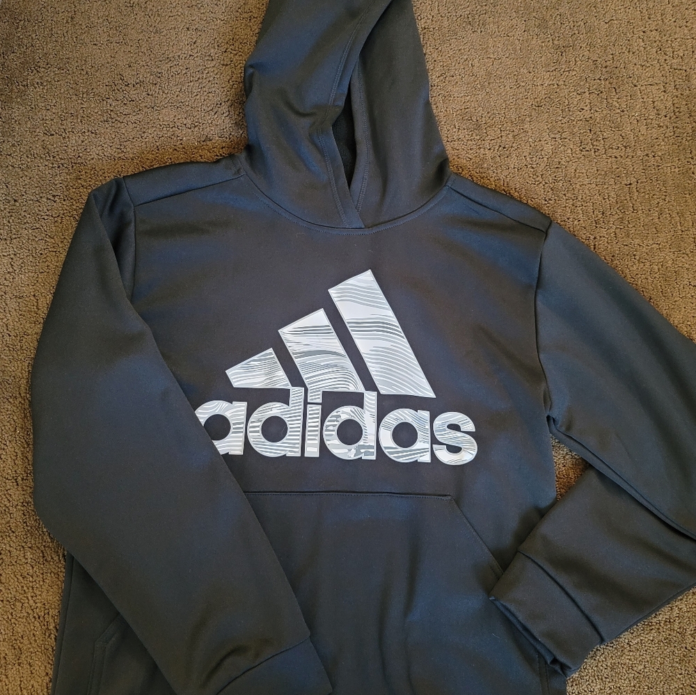 Adidas sweater